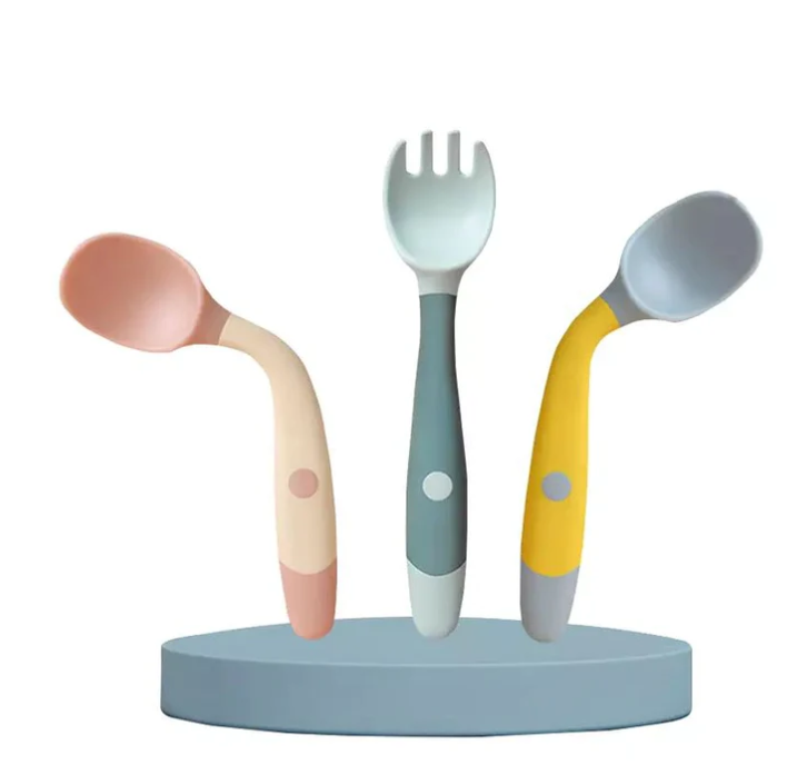 Set cuchara y tenedor flexibles con estuche